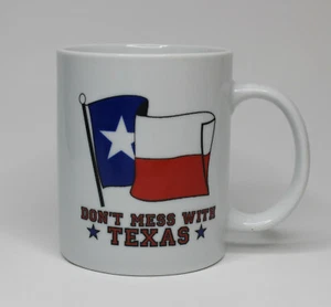 Leg dich nicht mit Texas an rot weiß und blau Lone Star Staatsflagge Kaffeebecher Tasse  - Bild 1 von 6