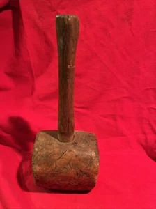 Antiker alter primitiver großer Holzstößel Holzhammer Stampfer rustikales Werkzeug. B - Bild 1 von 7
