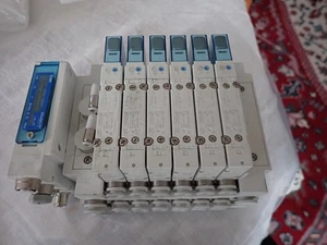 SMC - ETHERNET I/P - SOLENOID BANK - 6 x Valves - EX260-SEN1 + SY5100R5U1 - Picture 1 of 10