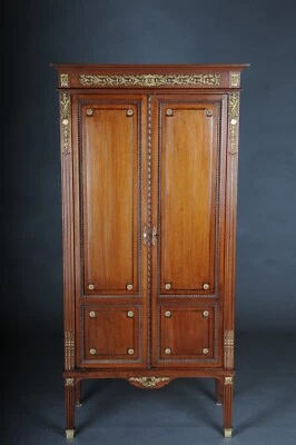 Редкий тонкий музыкальный шкаф из красного дерева примерно 1880 года, Людовик XVI - Изображение 1 из 4