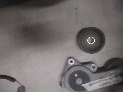 Bomba de agua tensor de polea Ider Lincoln Mark VIII 93 94 95 96 ## Foto 1 de 2