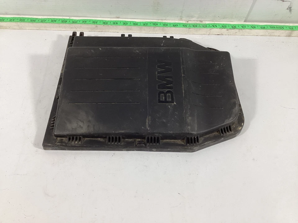 2008-2010 BMW 535i Upper Air Intake Cleaner Filter Box 70304789 OEM . - Image 1 of 4