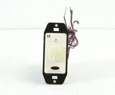 Control de volumen en pared Russound ALTx 126 vatios con IR (Almond) L291 Foto 1 de 3