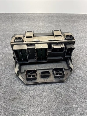 2013 Durango Jeep Grand Cherokee Totally Integrated Power Module TIPM 68165692AC - Image 1 of 4