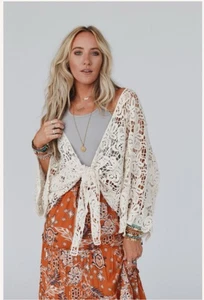 Three Bird Nest Crochet Petal Kimono Wrap - Natural - OS / Natural - Picture 1 of 6