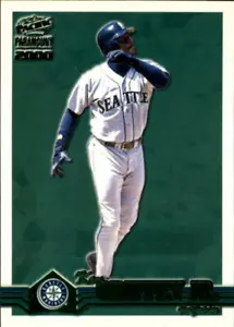 2000 Paramount Green #220 Ken Griffey Jr. - NM-MT - Picture 1 of 2