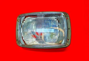 Original BOSCH Mercedes-Benz 207 Hanomag Frontscheinwerfer Scheinwerfer 03010100 - Bild 1 von 4