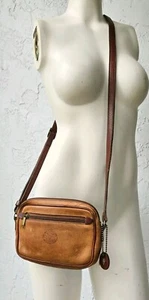 Bolso Bandolera Pequeño para Cámara Roots Canada Marrón Guijarro Cuero Genuino - Imagen 1 de 6