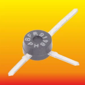 LOTE DE 3 TRANSISTORES NPN DE SILICIO PHILIPS BFR91 0,18 W 0,035 A ~ 2SC2208 2SD614 - Imagen 1 de 2
