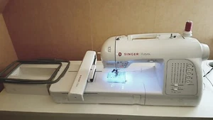 Singer Futura XL 420 Näh u.Stickmaschine mit viel Zubehör - Bild 1 von 7