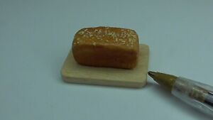 12th scale Dolls House Bread on a wooden Board   KT58