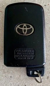 2017 Toyota Avalon Key Fob Remote - Picture 1 of 8