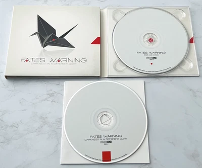 Fates Warning Darkness In A Different Light 2 CD Digipak LIMITED ED. 2013 RARE! Foto 1 de 4