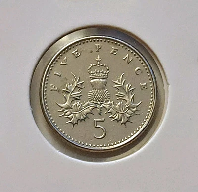 🇬🇧 Reino Unido Grã-Bretanha 1990, 5 pence novos BOA MOEDA. - Imagem 1 de 2