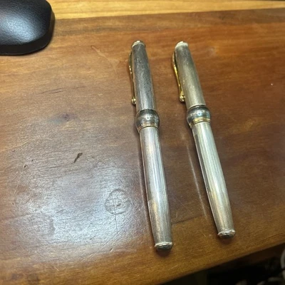 Juego de fuente y bolígrafo Grifos Alius Ex Alio Mo Foto 1 de 4