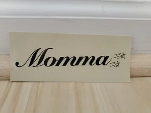 Autocollant beige musique Momma Band 2'' x 5'' groupe indépendant rock indépendant - Photo 1/1