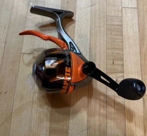 ZEBCO CRAPPIE FIGHTER 4.3:1 GEAR TRIGGER SPIN FISHING REEL NEW NO BOX UNDERSPIN - Picture 1 of 4