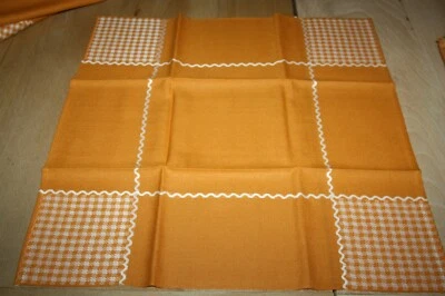 Service de table N°35 nappe 135 x 200  cm + 8 serviettes  orange moutarde dralon - Photo 1/4