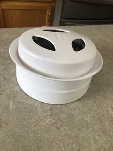 Pampered Chef Close & Cut #1118 VGUC - missing one pad - Picture 1 of 5