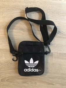 Adidas Umhängetasche, B 13 cm / H 17 cm - Bild 1 von 6