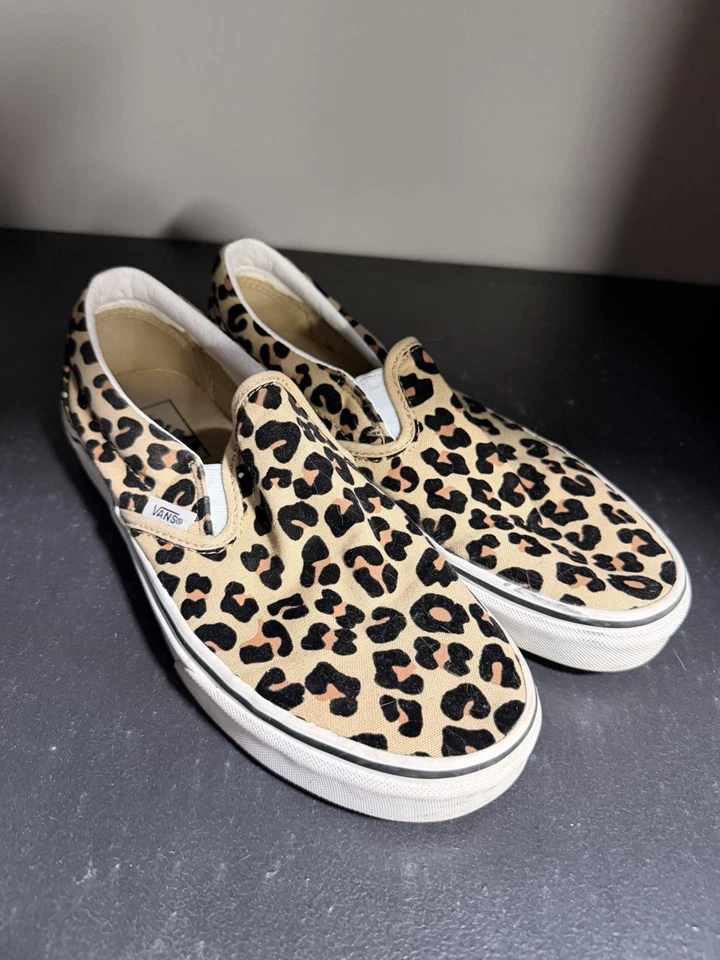 Vans Clásico Sin Cordones Estampado Leopardo (Hombre’s 7.5 Mujer’s 9) Lona Sin Cordones Foto 1 de 4