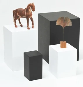 Sockel / Podest, Dekosockel, Galeriesockel, Blumensäule, Holzsockel weiß schwarz - Bild 1 von 21