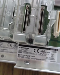 MITSUBISHI Q68B MELSEC Q series PLC BASE UNIT - Picture 1 of 4