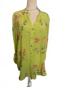 Camisa con botones bordada floral en vibrante verde lima - Imagen 1 de 9