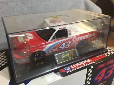 Revell Collection Jimmy Hensley #43 1997 Cummings STP Super Truck diecast 1/24 Foto 1 de 4