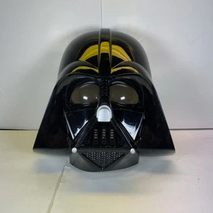 Disney: Star Wars Darth Vader Mask - Picture 1 of 8