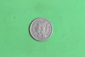 Estate Find 1867 - Three Cent Nickel!! #K20173 - Picture 1 of 2