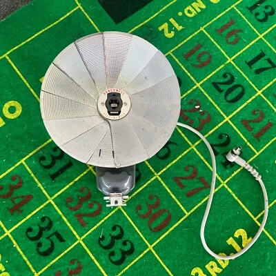 VTG Honeywell Tilt-A-Mite Folding Reflector Flash Unit with Bracket, untested - Image 1 of 3