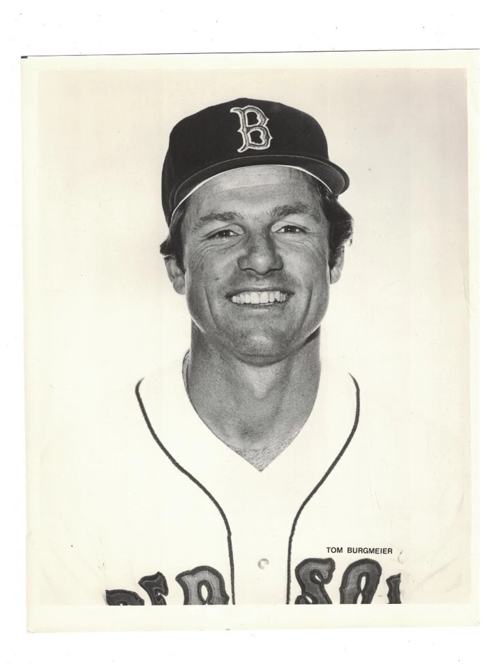 Tom Burgmeier Boston Red Sox 1980 USED 8x10 Press Photo RH5 - Image 1 of 1