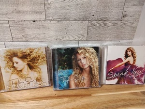 Taylor Swift Debüt 2006 CD unzensierter Text selbstbetitelt/Furchtlos/Jetzt sprechen - Bild 1 von 13
