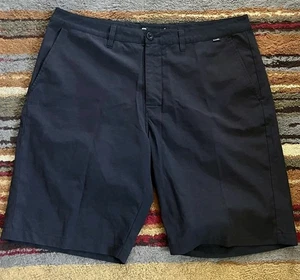 Pantalones cortos de golf Travis Mathew para hombre talla 36 negros entrepierna de 10" - Imagen 1 de 11