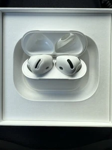 AirPod pro(4th generation) with active noise cancellation (ANC) - Photo 1 sur 3
