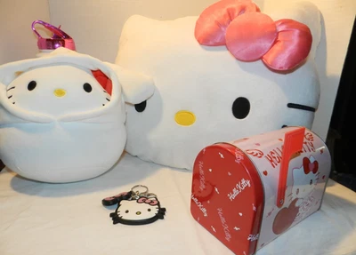 Universal Studios Hello Kitty Pillow Plush 5 pc. Lot CLEAN  -)))'  - Image 1 of 4
