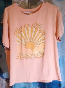 C&C California Short Sleeve Graphic Tee Soft T-Shirt Happy Mind Happy Life Large - Bild 1 von 5