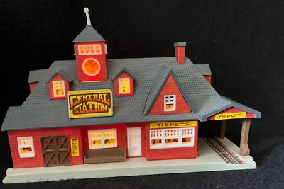 Micro Máquinas Estación Central Galoob Escenas de Ciudad Luces Trabajo 1989 De Colección Foto 1 de 4