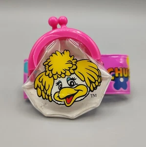 Pulsera de vinilo vintage Chuck E Cheese Helen Henry moneda ficha monedero - Imagen 1 de 8