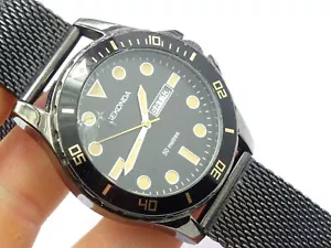 SEKONDA Men's Black Mesh Bracelet Day Date Wristwatch WORKING - Picture 1 of 6