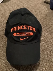 Gorra ajustable Nike Heritage 86 de baloncesto de la Universidad de Princeton usada una vez usada en excelente estado - Imagen 1 de 3