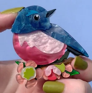 ERSTWILDER RILEY THE ROBIN BROOCH - AUSTRALIANA. NIB. - Picture 1 of 4