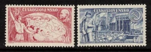 CZECHOSLOVAKIA Sc 827-8 NH ISSUE OF 1957 - RUSSIAN REVOLUTION - Picture 1 of 1