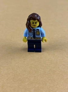 LEGO Minifigure City Police cty0485 Female 2" - Picture 1 of 7