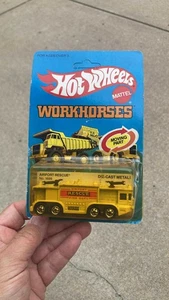 1980 HOT WHEELS Airport Rescue #1699 Workhorses Yellow New - Picture 1 of 4