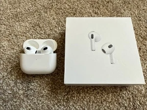 Apple AirPods 3rd Generation Wireless In-Ear Headset - White - CIB - Photo 1 sur 11
