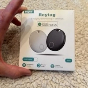 Paquete de 4 rastreadores Bluetooth impermeables compatibles con HomeKit - Imagen 1 de 10