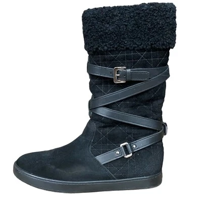 CHRISTIAN DIOR Botas Altas Gamuza Suave Cannage Borde Oveja, Talla 36.5 Foto 1 de 4