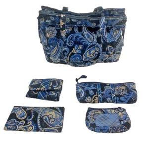 Vera Bradley NACHTSCHWULE gesteppte Geldbörse Tasche Portemonnaie 5-teiliges Set Brille Make-up Schlüssel - Bild 1 von 4